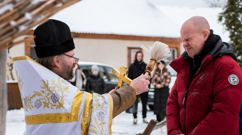 Богоявлення Господнє у Полонному: водосвячення та занурення у воду