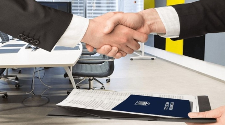 Уряд ухвалив проєкт нового Трудового кодексу: що зміниться для українців