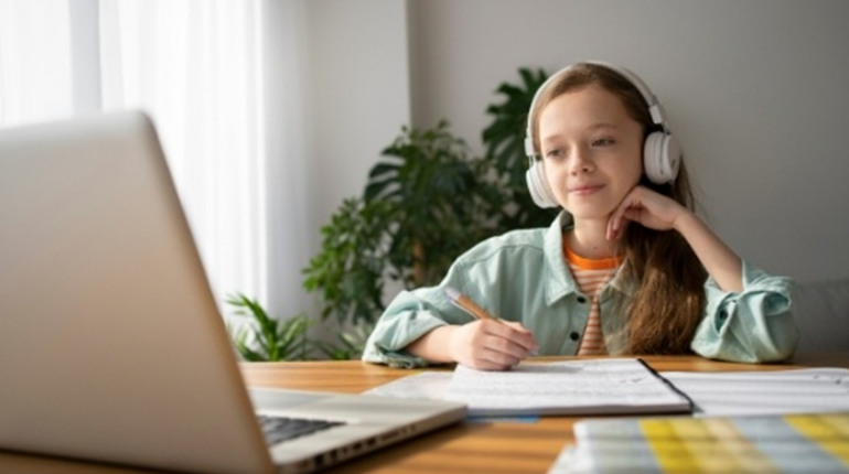 Як обрати форму навчання для дитини в онлайн-школах Києва