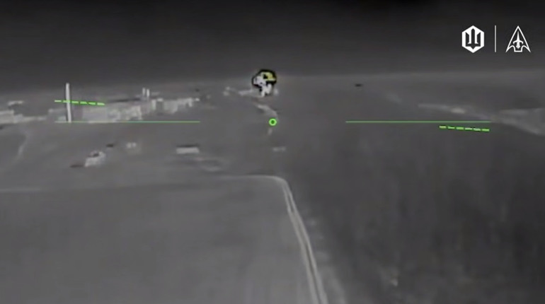 З’явилося відео ураження підстанції “Волноваха-тягова” — у СБС прокоментували нічні вибухи у районі