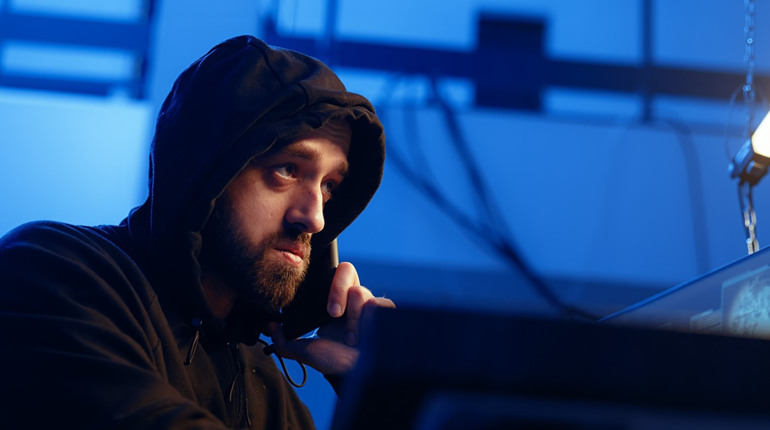 Шахрайські схеми з використанням ШІ: як протидіяти. Корисні поради з кібербезпеки