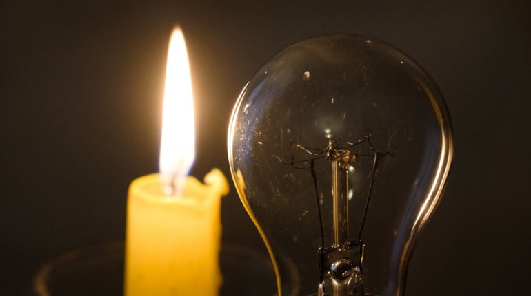 Графік вимкнень електроенергії на 14 січня: Полонне та громада