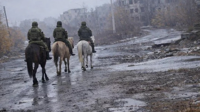 Росіяни використовують кінні групи для штурмів під Гуляйполем (відео)