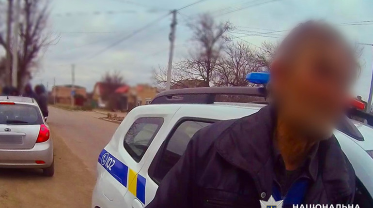 Захотілося «добавки»: у Первомайську чоловік викрав авто, щоб з’їздити за алкоголем