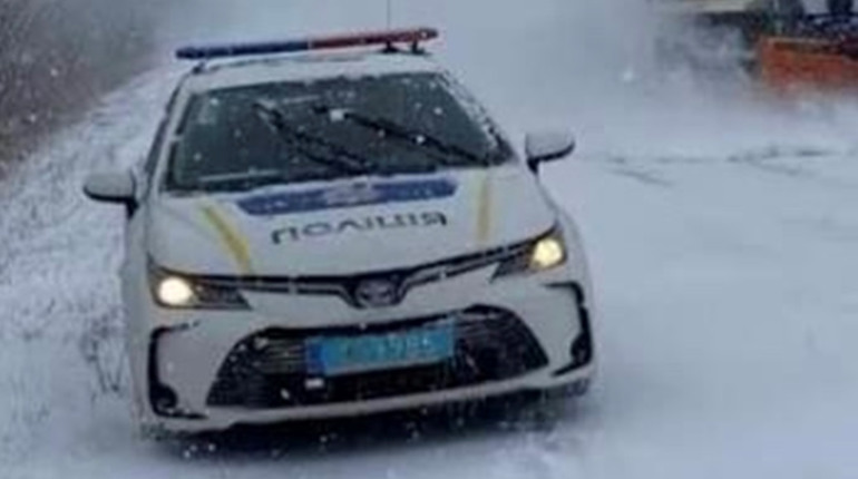 На Переяславщині 86-річна жінка запалила свічку і пішла відпочивати, від полум'я загорілися речі