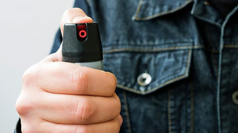 Ножі, газові балончики, молотки: що ще тепер заборонено приносити в освітні заклади