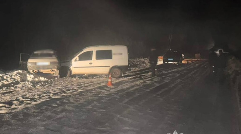 Поліцейські встановлюють обставини ДТП у Звягельській громаді