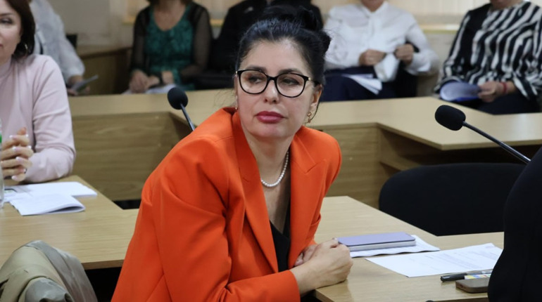 Скільки чиновників потрібно місту? Анжела Савастру порівняла Південноукраїнськ із сусідами