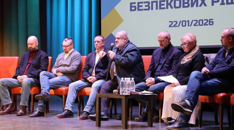 У День Соборності у Фастові пройшов Форум єдності та безпекових рішень