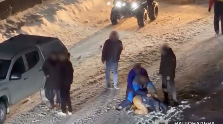 Чоловікам, що побили військовослужбовця у Кременці обрали запобіжний захід