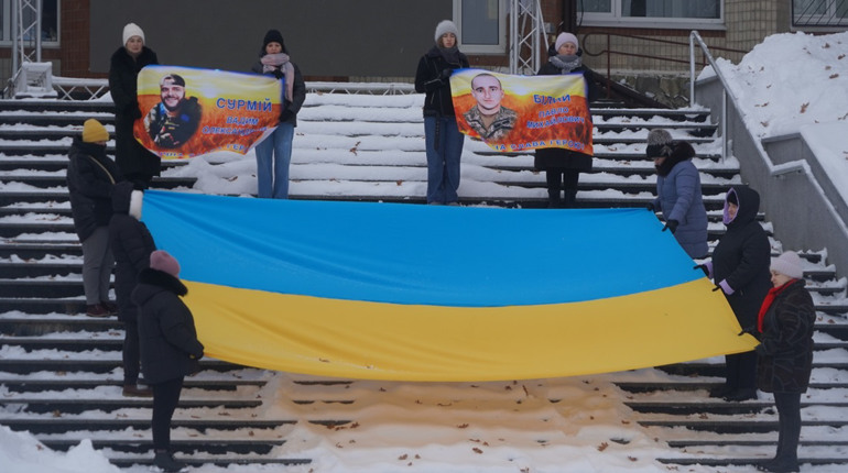 Вони мужньо захищали Україну. У Городку вшанували памʼять Вадима Сурмія та Павла Білого