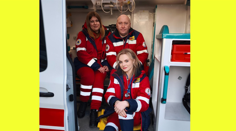 На Бориспільщині медики екстреної допомоги врятували життя чоловіка після зупинки серця