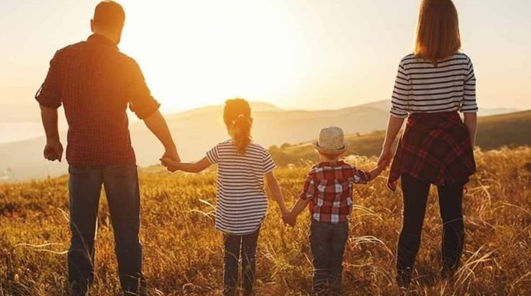 На Кременеччині створили ще одну прийомну сімʼю