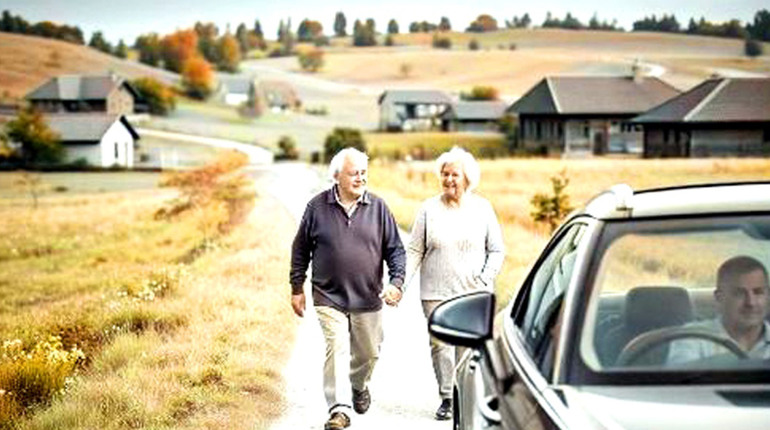 Усім сватам сват