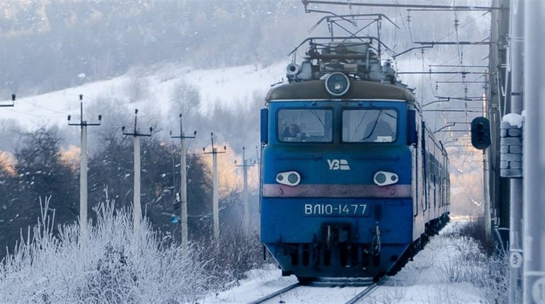 З Одеси до Карпат щодня: “Укрзалізниця” запускає новий поїзд до Рахова