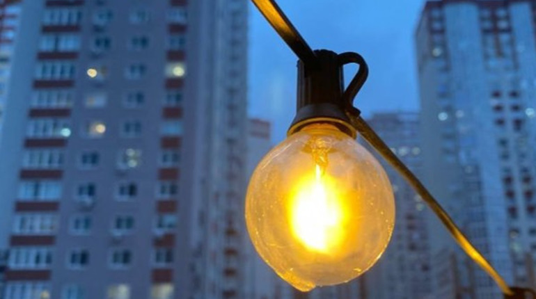 Світла буде більше: графік відключень на 31 січня
