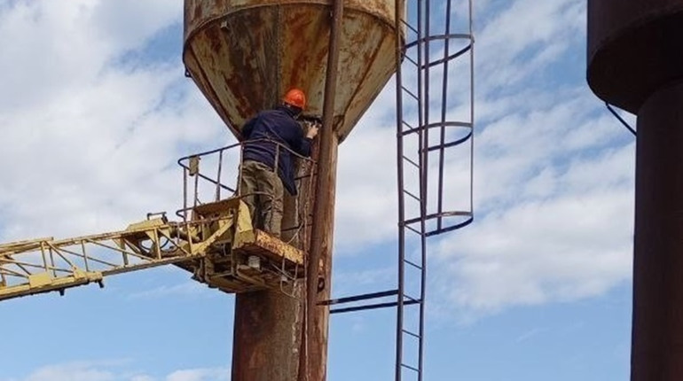 На ТОТ Херсонщини замерзають водонапірні башти, а людей змушують платити за комунальні послуги