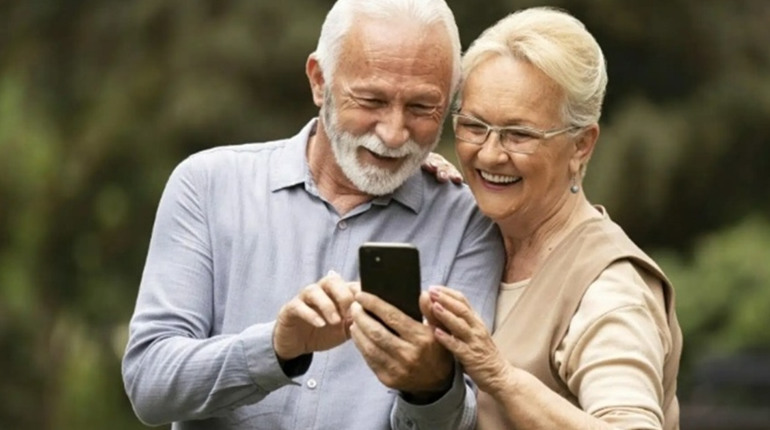 На що не варто звертати увагу у смартфонах для літніх людей