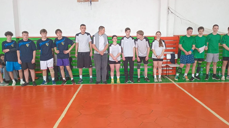 Кустовецький ліцей переміг на Кубку з баскетболу в Полонській громаді