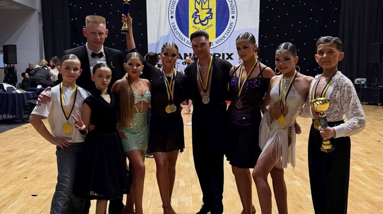 Тріумф «Данс-ліцею»: чемпіонські титули на всеукраїнському паркеті