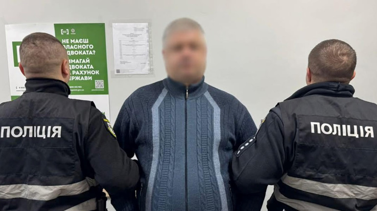 У Ніжині поліцейські затримали причетного до підпалу приватного будинку