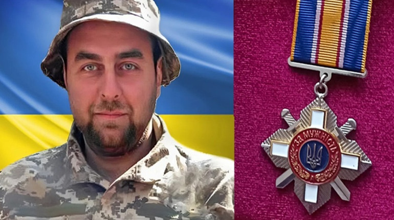 Нагороджено посмертно: орден Володимира Семененка передали мамі полеглого Героя