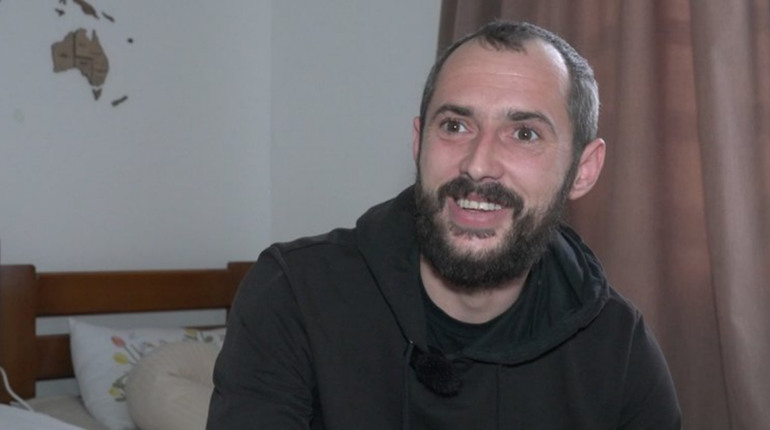 «Я мав повернути їх додому». Історія «Рембо» - від ДАПу й Запоріжжя до життя з біонічною рукою