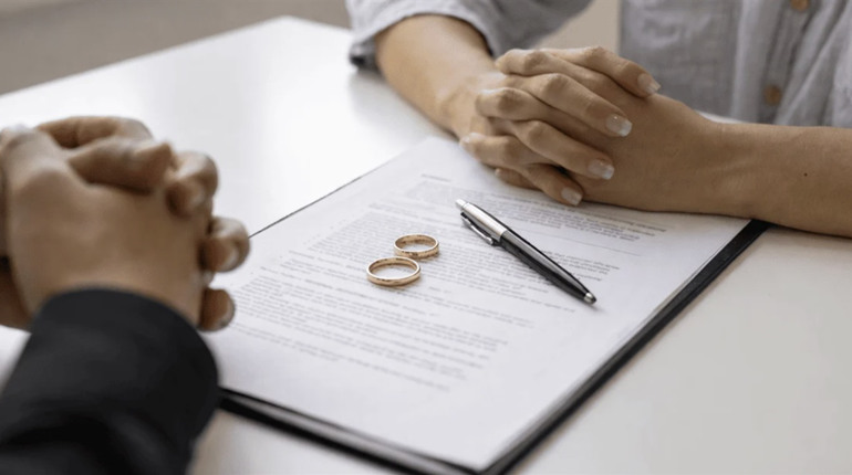 Передумали одружуватися — платіть. У Раді розглядають нові норми про заручини