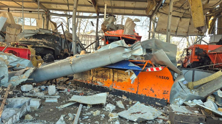 Ракетний удар по Березівській громаді: зруйновано підприємство, пошкоджені будинки