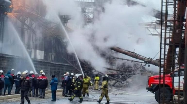 В Алчевську обвалилася труба й знищила коксову батарею