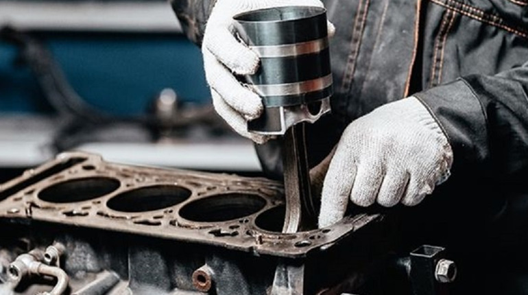 23 лютого: День народження дизельного двигуна та інші дати, свята, події, народні прикмети