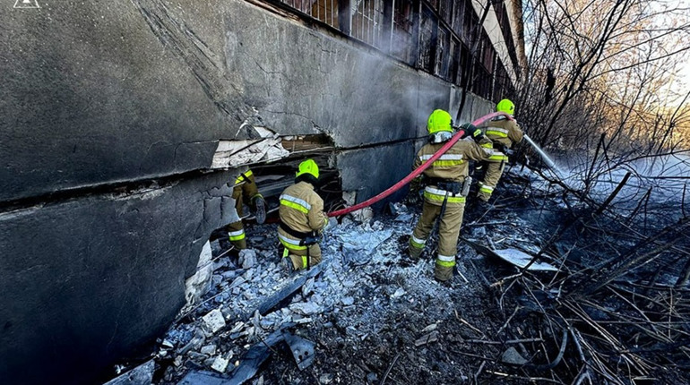 Ворожі атаки по Миколаївщині: поранене подружжя, пошкоджена інфраструктура