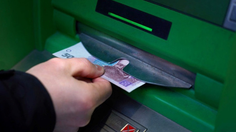 Як відшкодувати майнову та моральну шкоду, завдану кримінальним правопорушенням