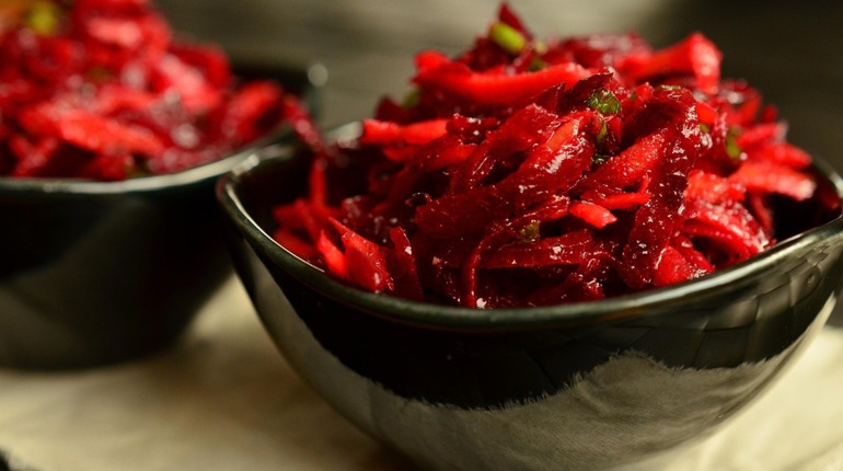 Смачно, корисно, бюджетно: бурякові шедеври за 15 хвилин