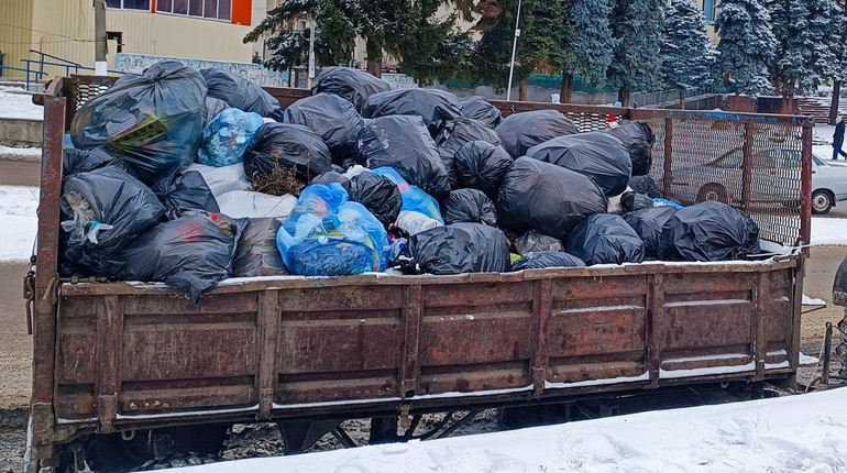 Відновлено вивезення сміття у Кагарлику із приватного сектора: графік руху трактора у березні 2026