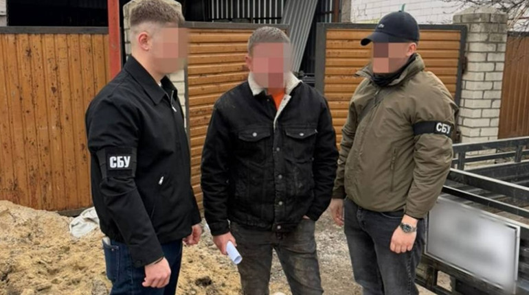 Хабарі за асенізацію: в Одеському районі викрили директора комунального підприємства