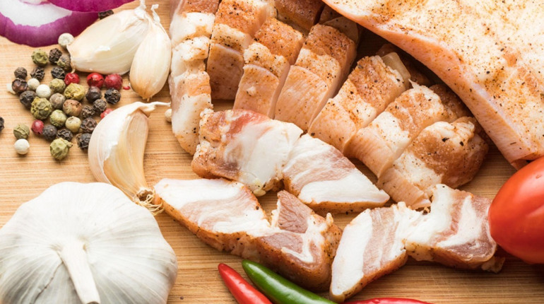 6 смачних страв із сала: від класичних до ресторанних рецептів