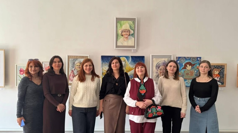 У Кременці відкрили виставку художніх робіт «Палітри»