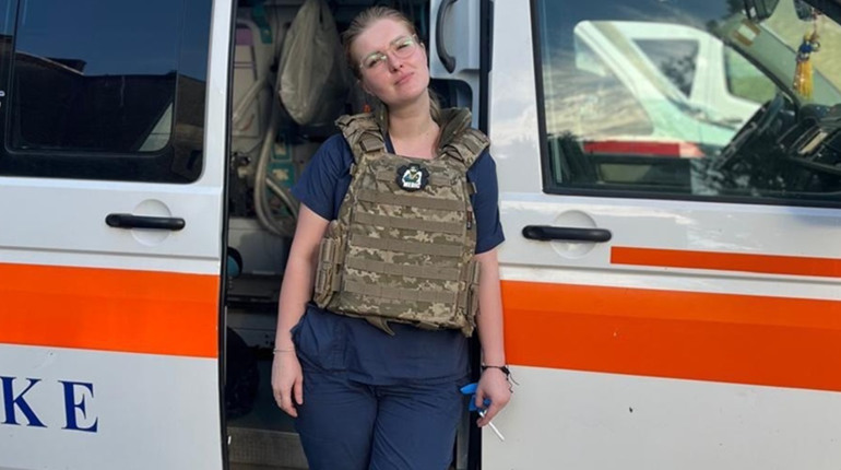 Між операційним столом та обстрілами: як лікарка стала ангелом-охоронцем для бійців Гуляйполя