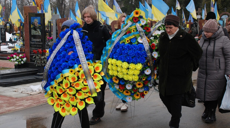 П'ять років у строю: У Шостці провели в останню путь воїна Миколу Самсонова