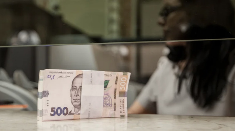 Уряд виплатить 1500 грн у квітні: хто отримає одноразову допомогу