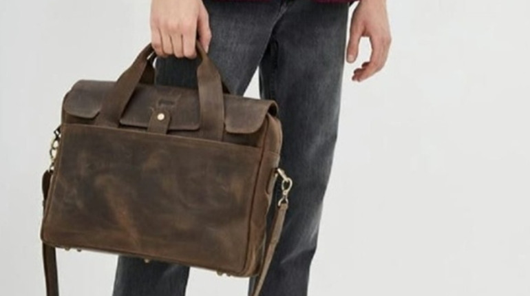 Чоловіча шкіряна сумка: як вибрати аксесуар на кожен день