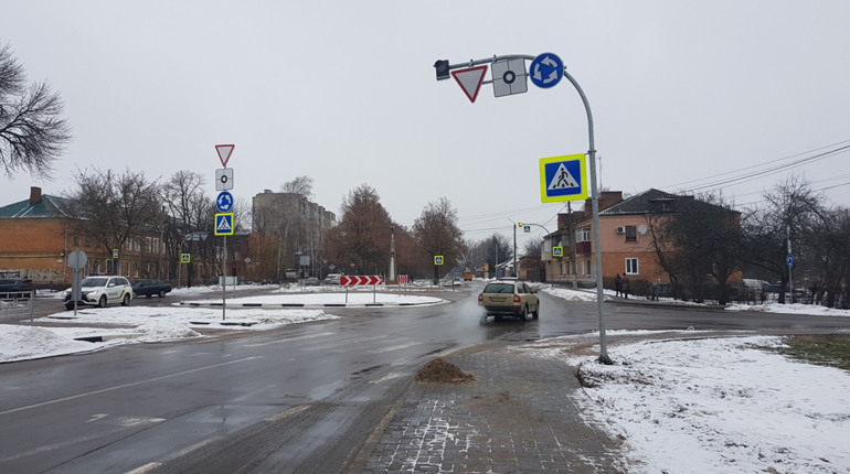 Небезпечні дороги Ніжина: де варто бути особливо уважними водіям