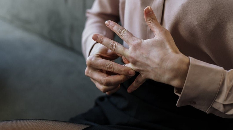 Як розірвати шлюб із полоненим або безвісти зниклим: інструкція від юристів