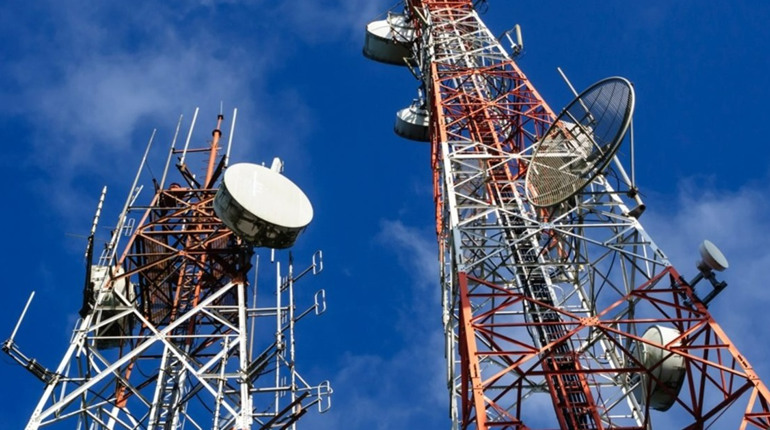 Стільниковий чи сотовий: як правильно говорити про мобільний зв’язок