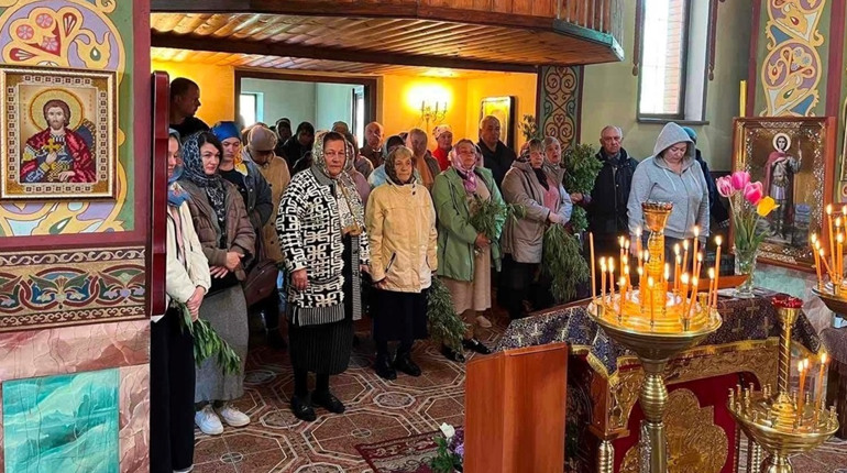 Вербна неділю 5 квітня 2026 року: графік богослужінь у храмах Переяславської громади