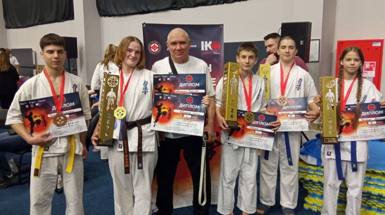 «Інакше не можемо»: каратисти з Гадяччини привезли перемоги з чемпіонату України