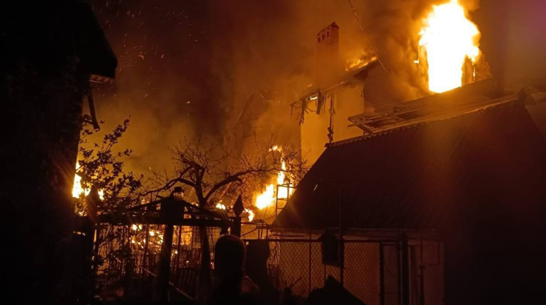 Нічна атака по Одесі: загинули троє людей, серед них дитина, під завалами шукали мешканців