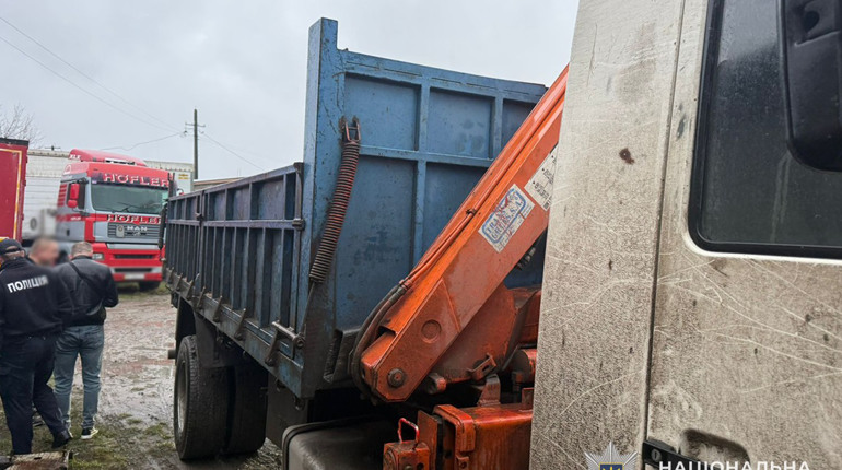 Поліцейські знайшли водія причетного до смертельного ДТП