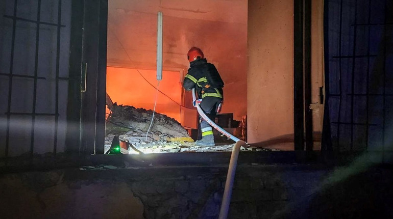 Атака дронів на Одещину: горіли порти й склади